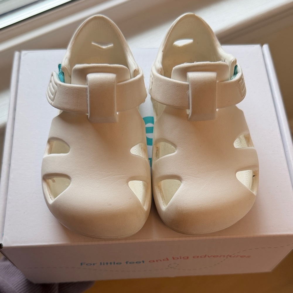 Ten Little Splash Sandals